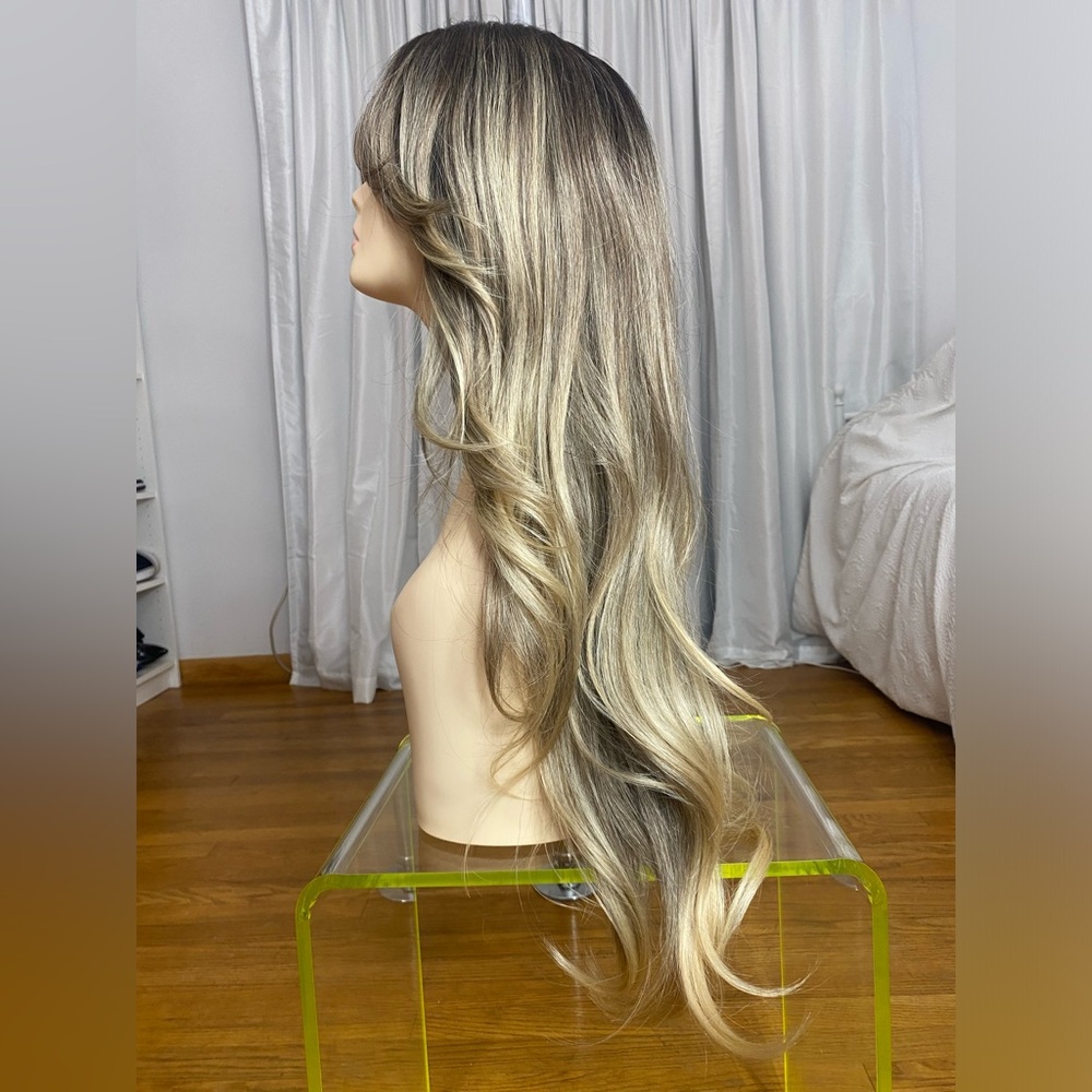 Long Layered Blonde Balayage Wig with Natural Dark Roots